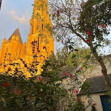 Apartment Sur Le Parvis De La Cathedrale *